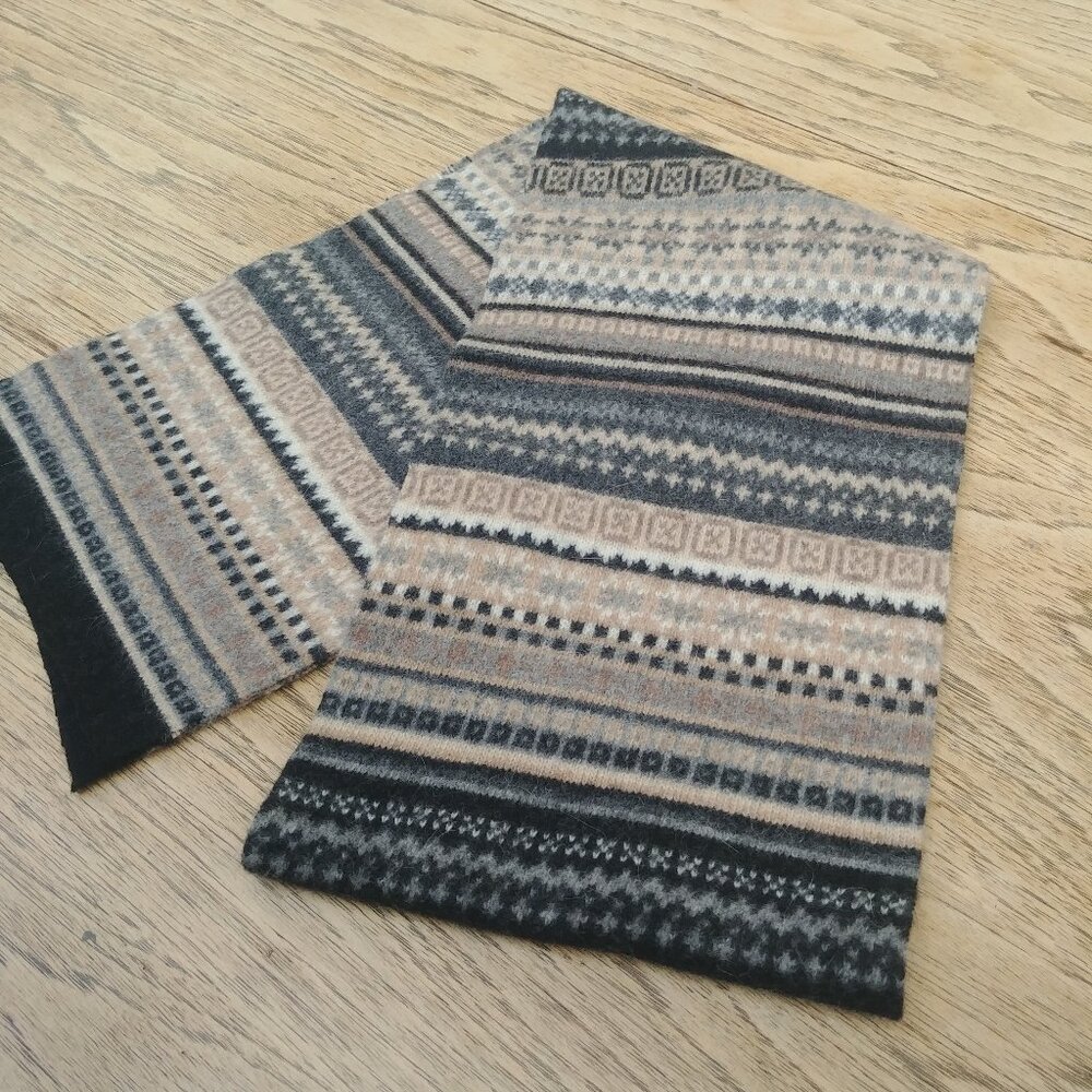 Echo lambswool angora wool scarf black brown grey crem fairisle striped pattern